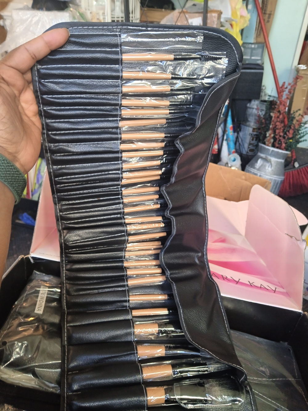 Black Brush Roll with Beige-Handled 32 Pieces Makeup Brushes Set